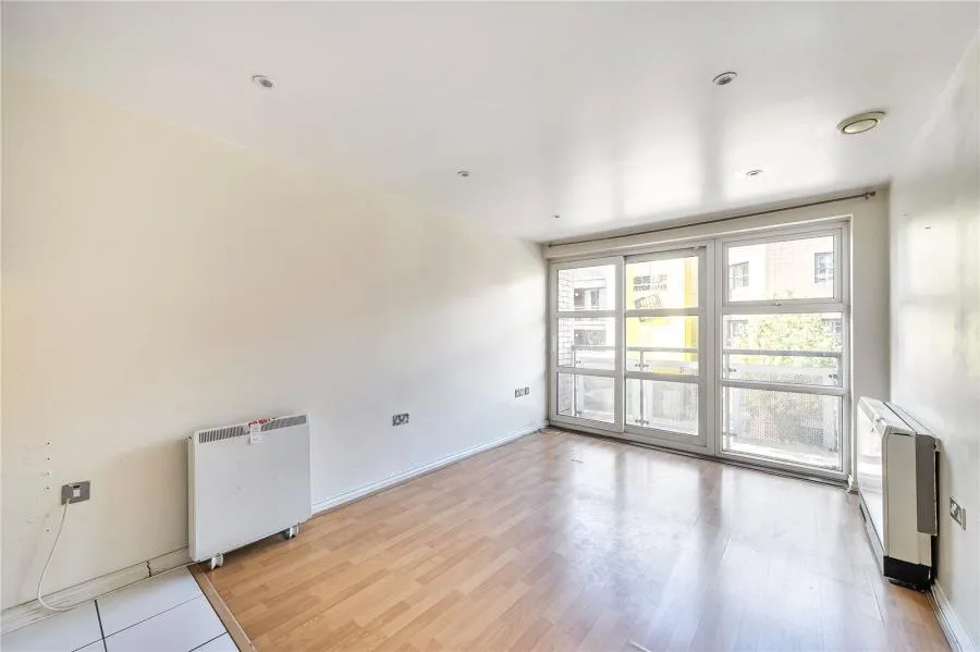 London Road, Kingston upon Thames, KT2, photo 2
