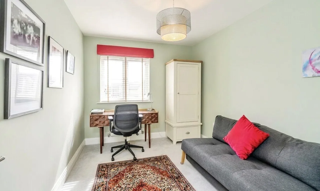 Greenshank Drive, Chichester, PO20, photo 12