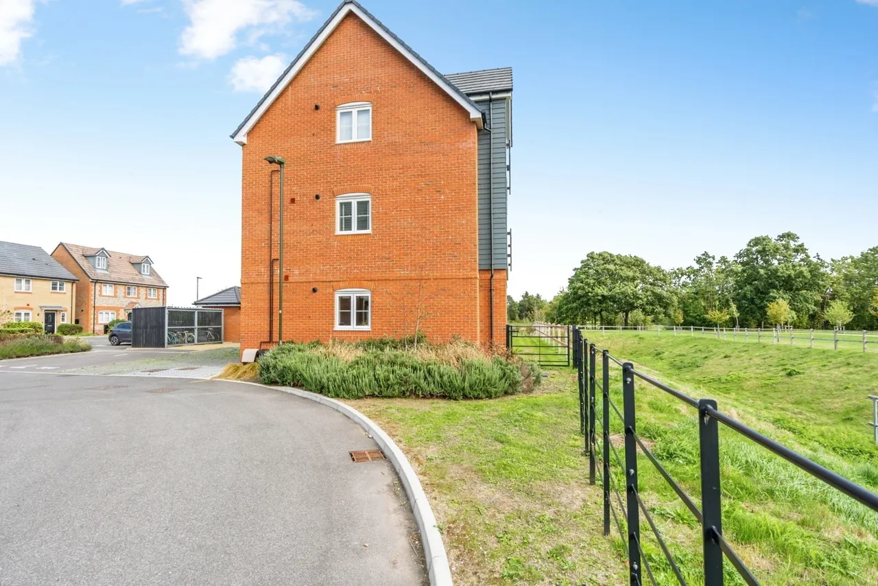 Greenshank Drive, Chichester, PO20, photo 2