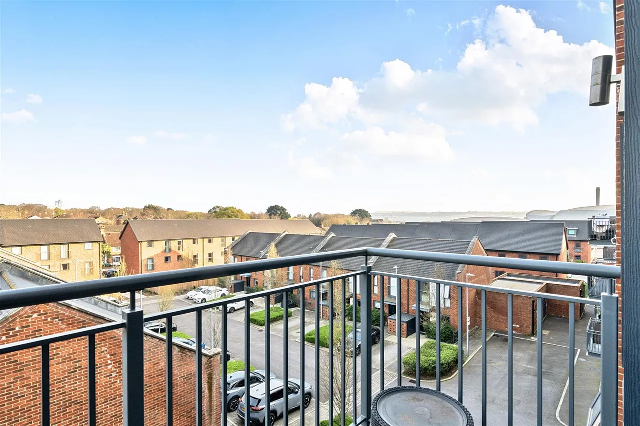 John Thornycroft Road, Southampton, photo 2