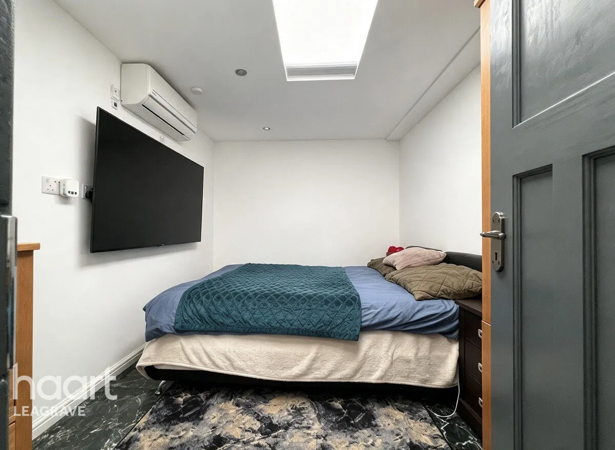 Chapterhouse Road, Luton, LU4, photo 16