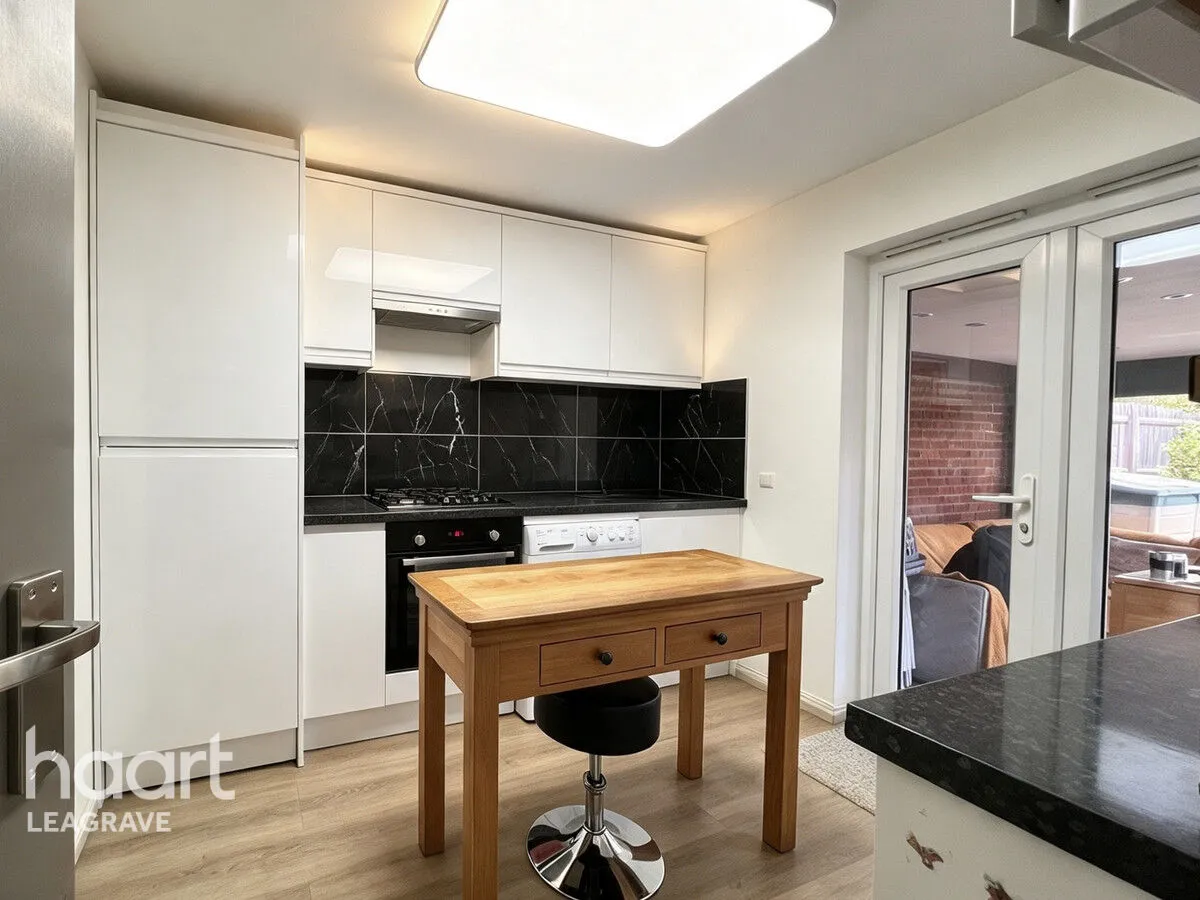Chapterhouse Road, Luton, LU4, photo 21