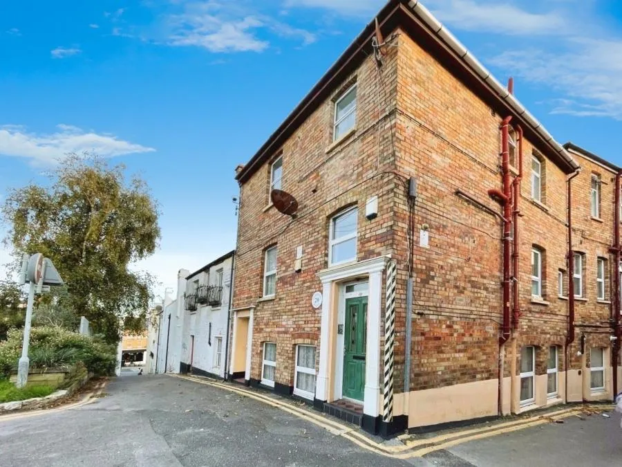 2 bed flat to rent, Mannington Place, Bournemouth, BH2