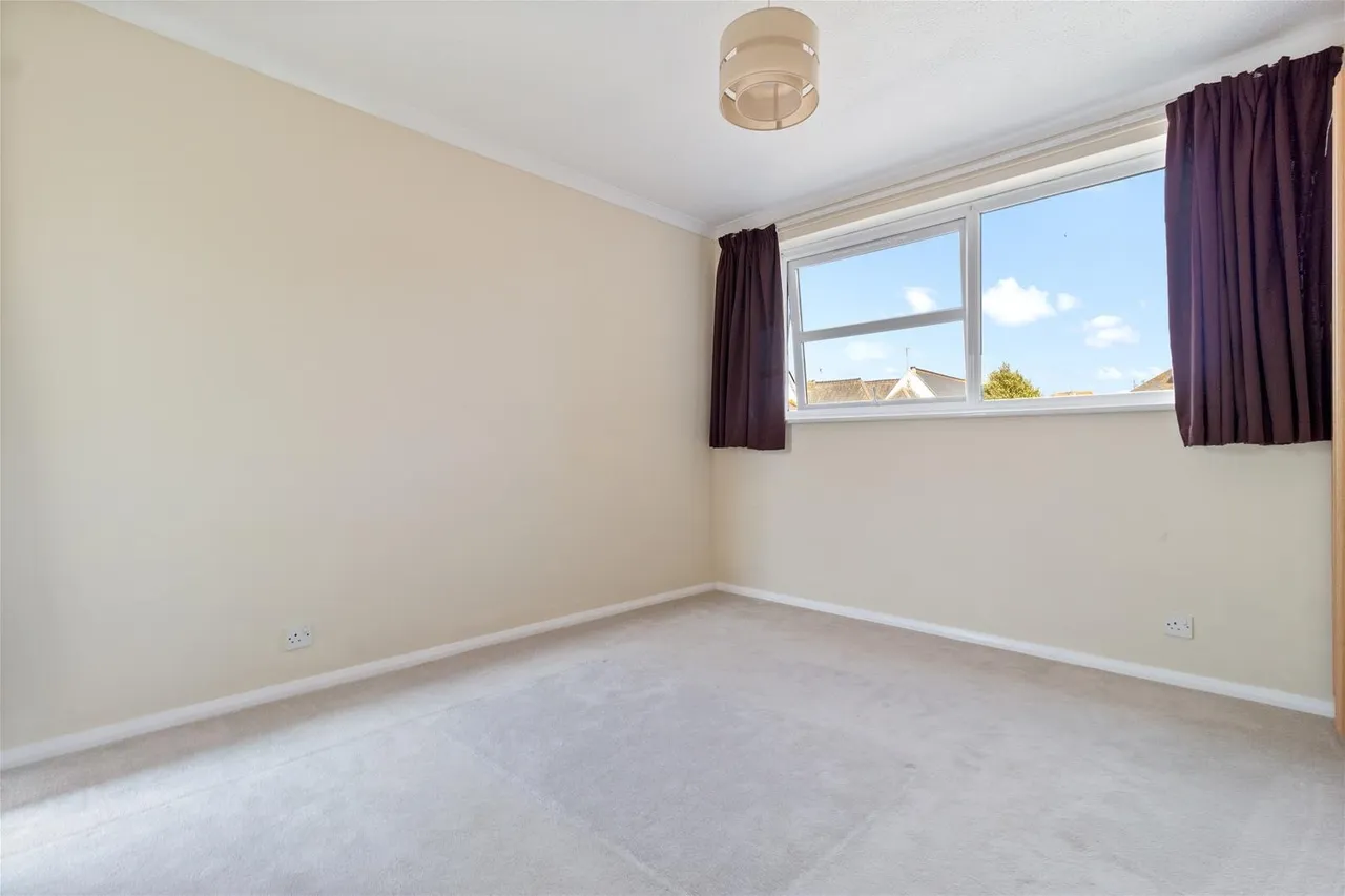 Victoria Road, Worthing, photo 7