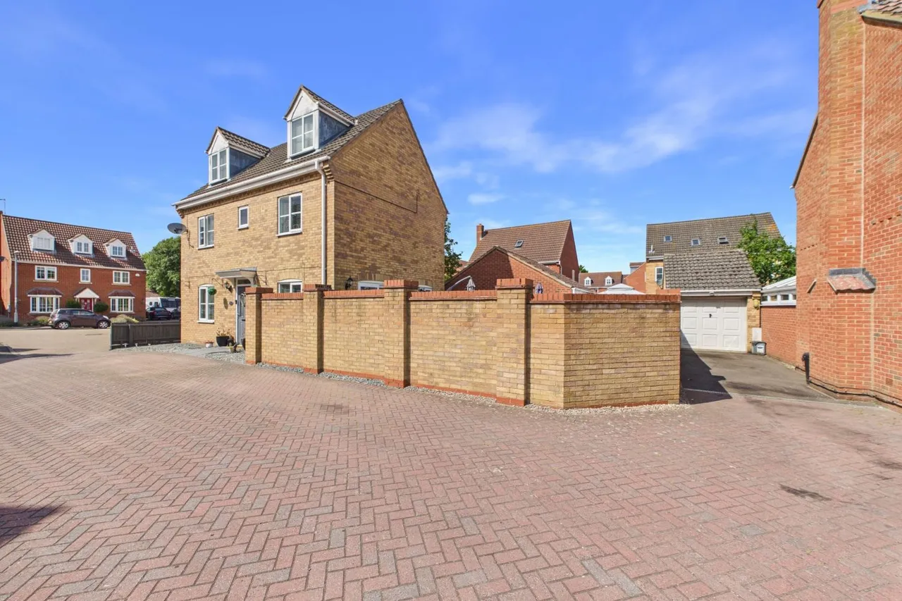 Walnut View, Spalding, PE12, photo 24