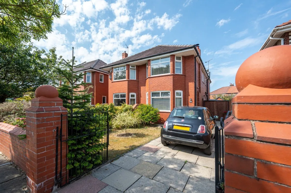 Larkfield Lane, Southport, PR9, photo 37
