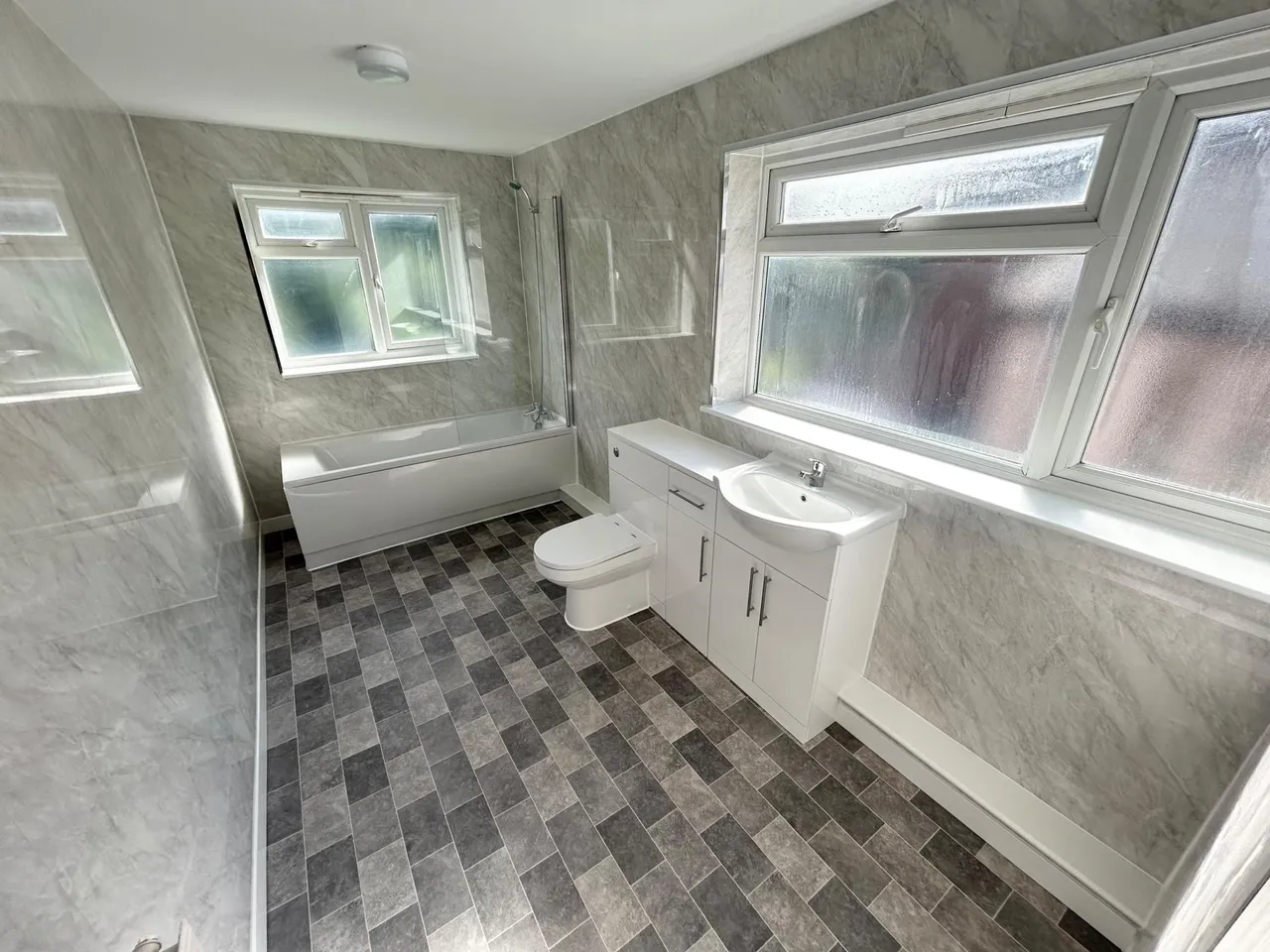 Wellington Street, Burton upon Trent, DE14, photo 9