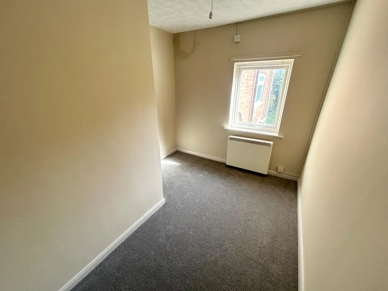 Wellington Street, Burton upon Trent, DE14, photo 8