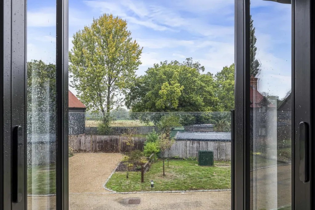 Henrietta Place, Berrys Green, photo 22