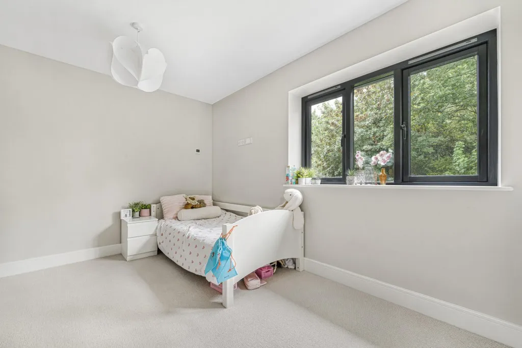 Henrietta Place, Berrys Green, photo 18