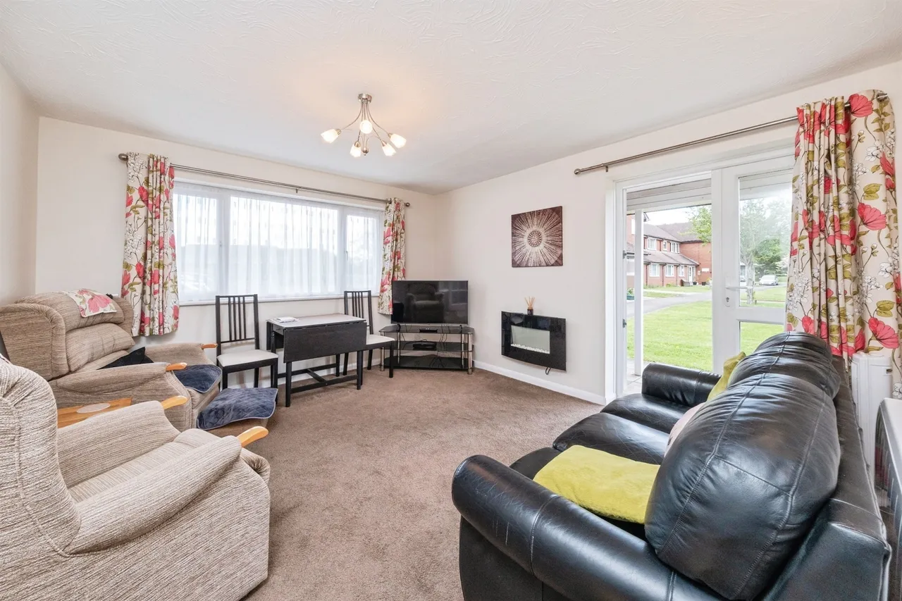 Ruskin Court, Newport Pagnell, photo 4