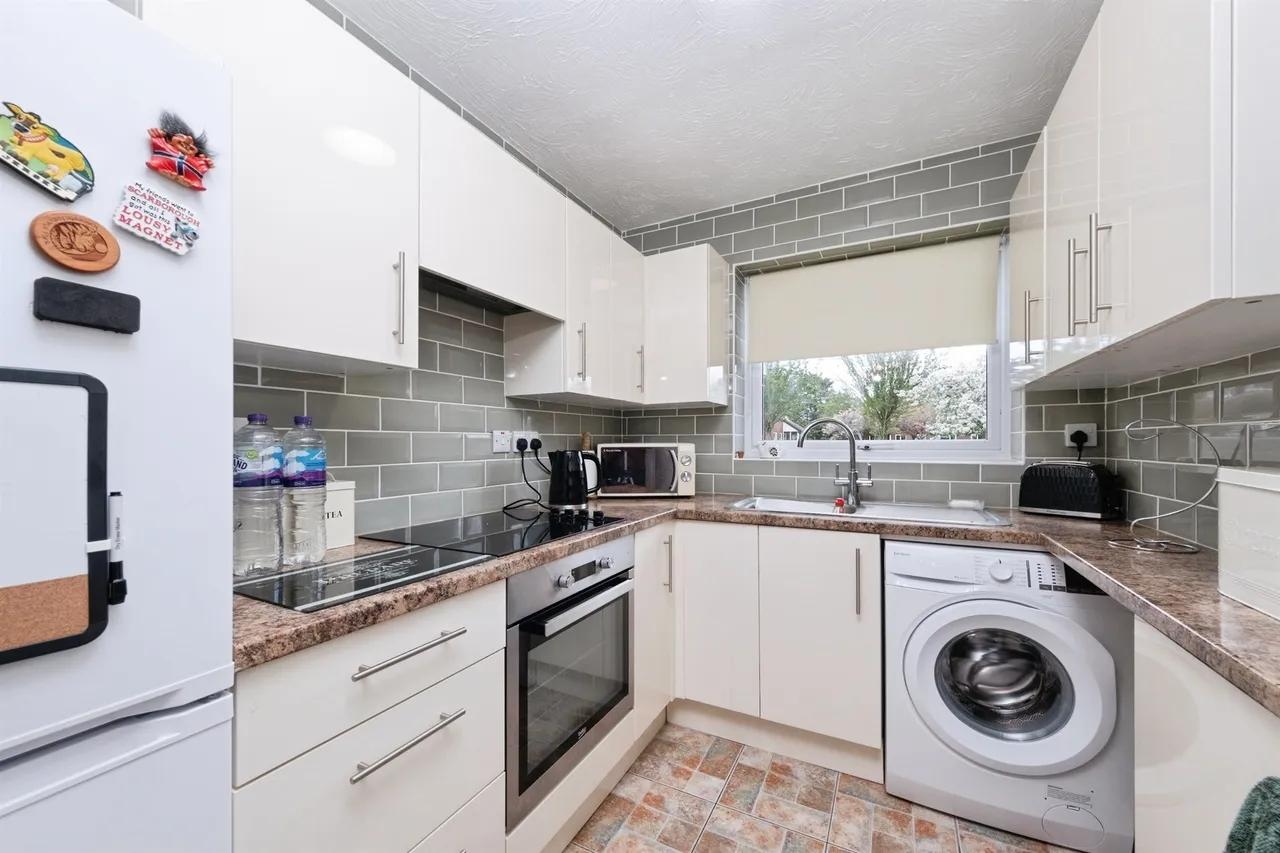 Ruskin Court, Newport Pagnell, photo 3