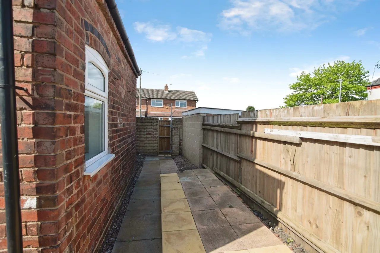 Cophall Street, Tipton, DY4, photo 19