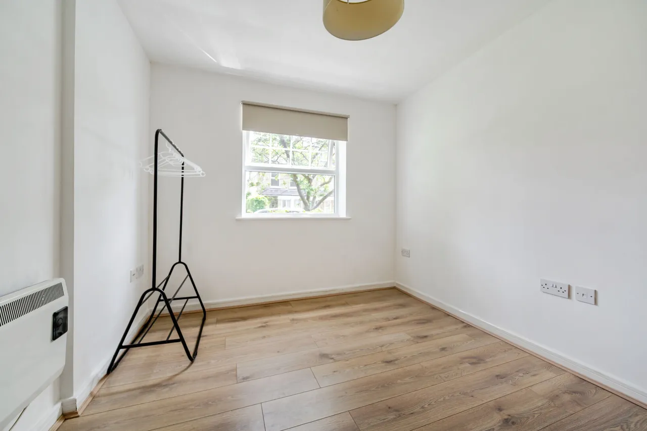Lancaster Road, Barnet, EN4, photo 13