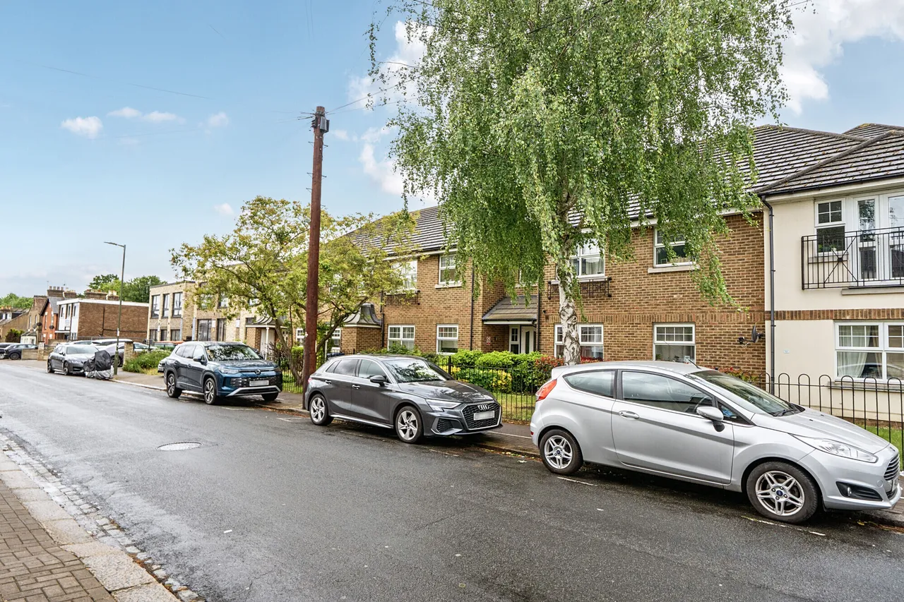 Lancaster Road, Barnet, EN4, photo 17