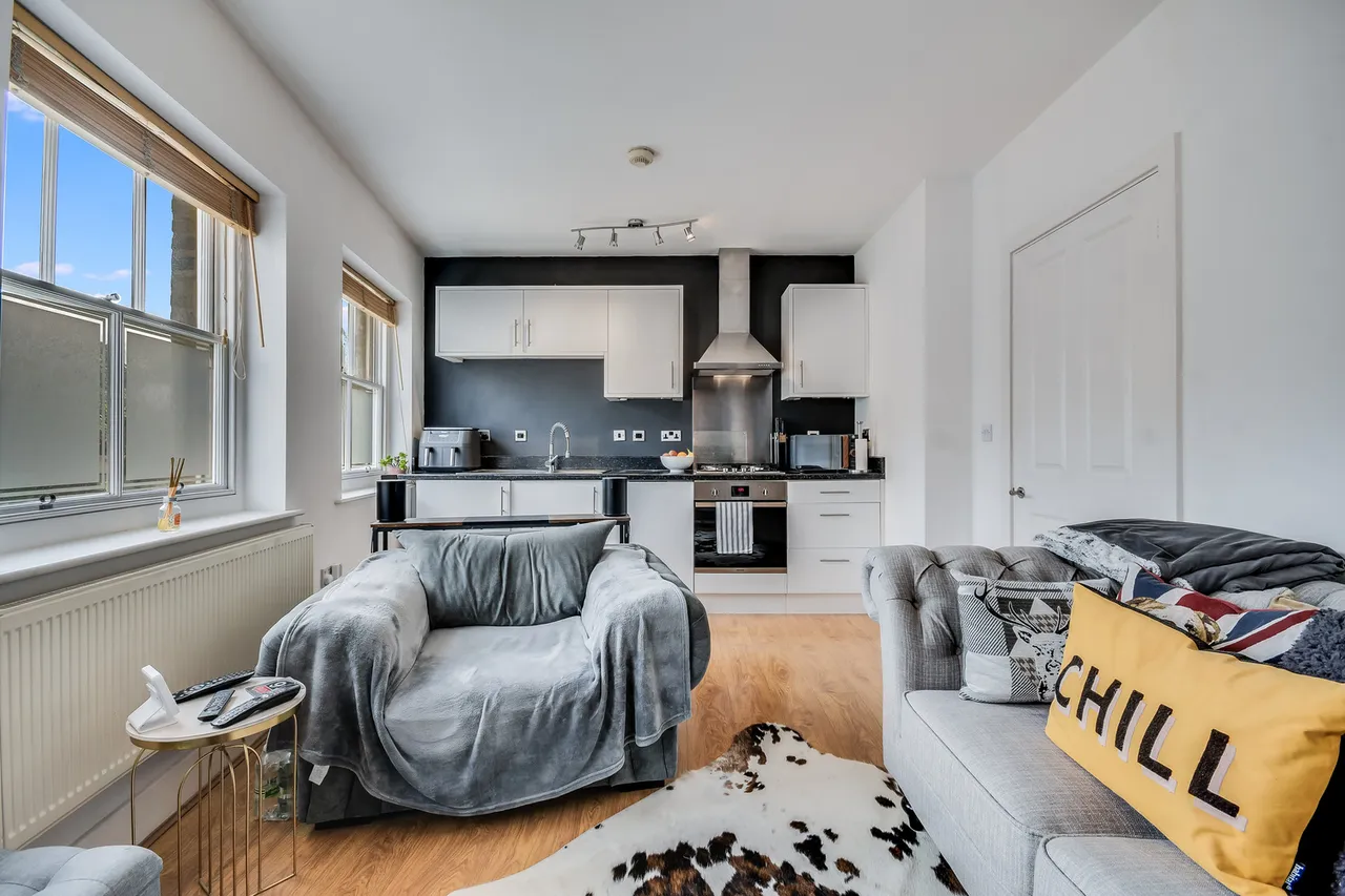 4 Devon Mews, Old Moulsham, Chelmsford, Essex, CM2 0GD, photo 5
