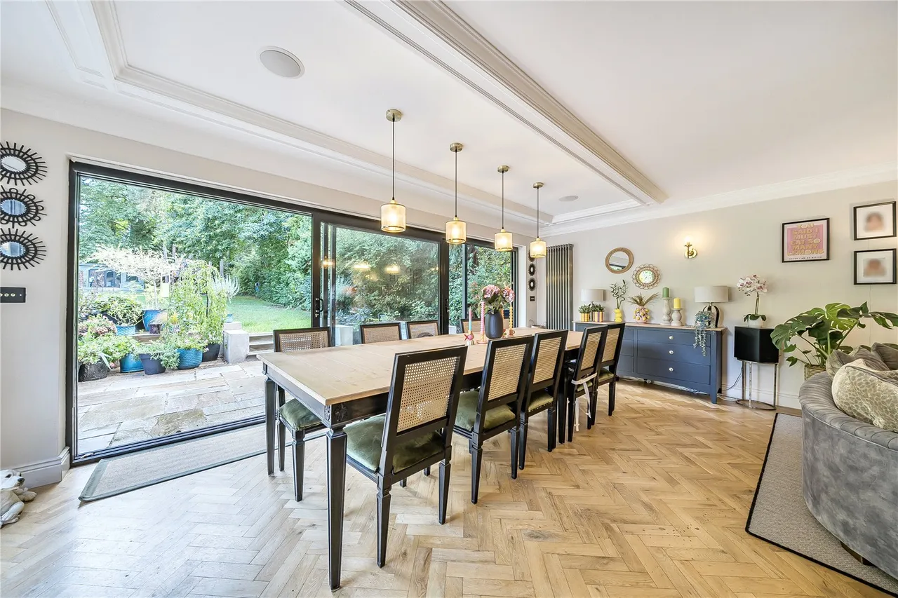 Kingsley Avenue, Camberley, Surrey, GU15 2NA, photo 15