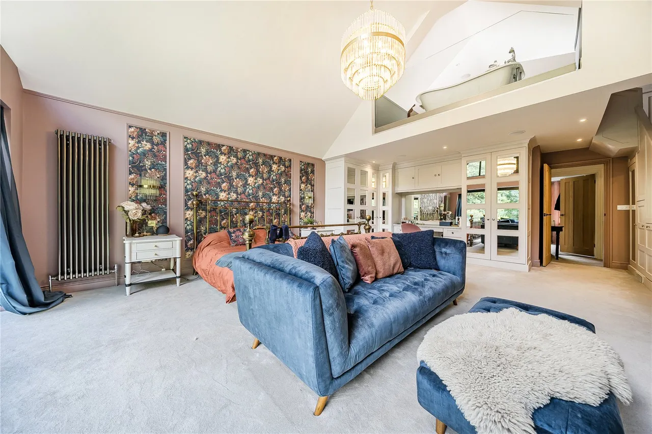 Kingsley Avenue, Camberley, Surrey, GU15 2NA, photo 19
