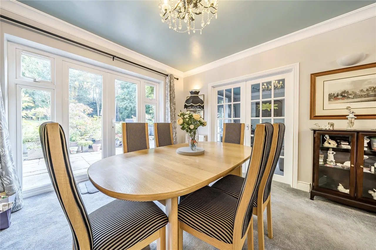 Kingsley Avenue, Camberley, Surrey, GU15 2NA, photo 11