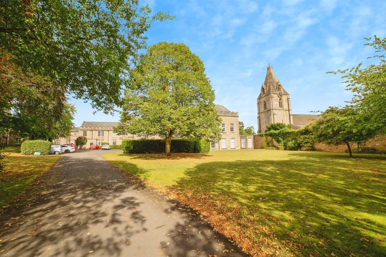 Manor House, Mansfield Woodhouse, NG19, photo 17