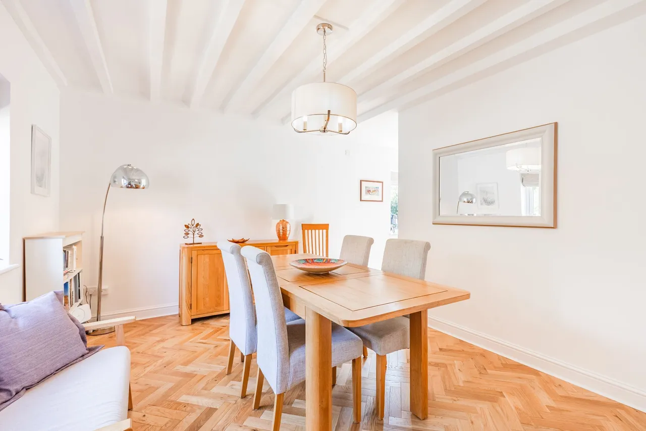 Recently Renovated Detached Property, photo 10
