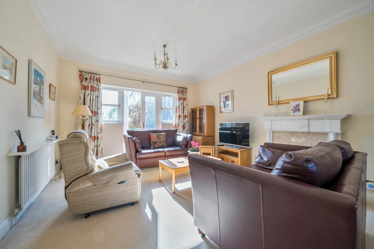 High Road, Whetstone, N20, photo 11