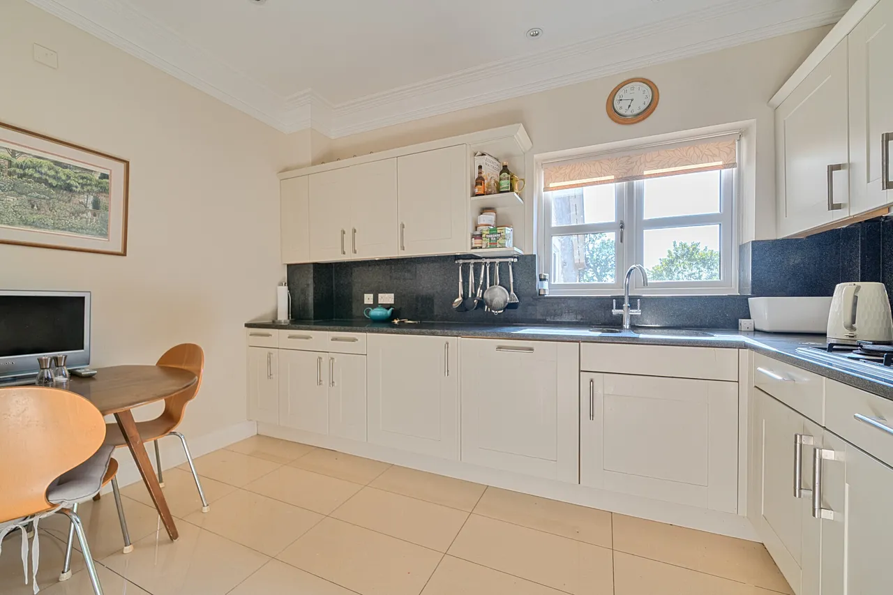 High Road, Whetstone, N20, photo 2