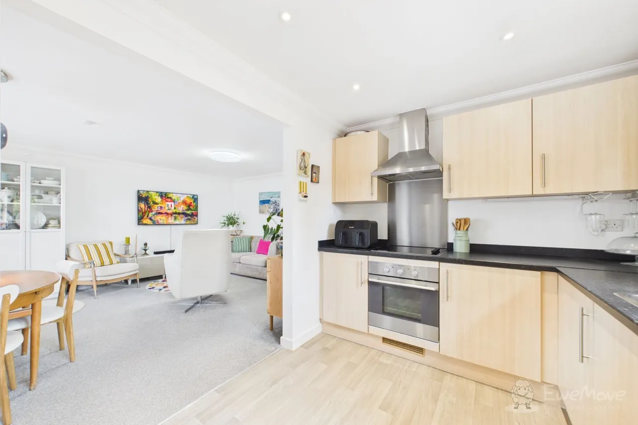 Atkinson Road, Hawkinge, CT18, photo 6