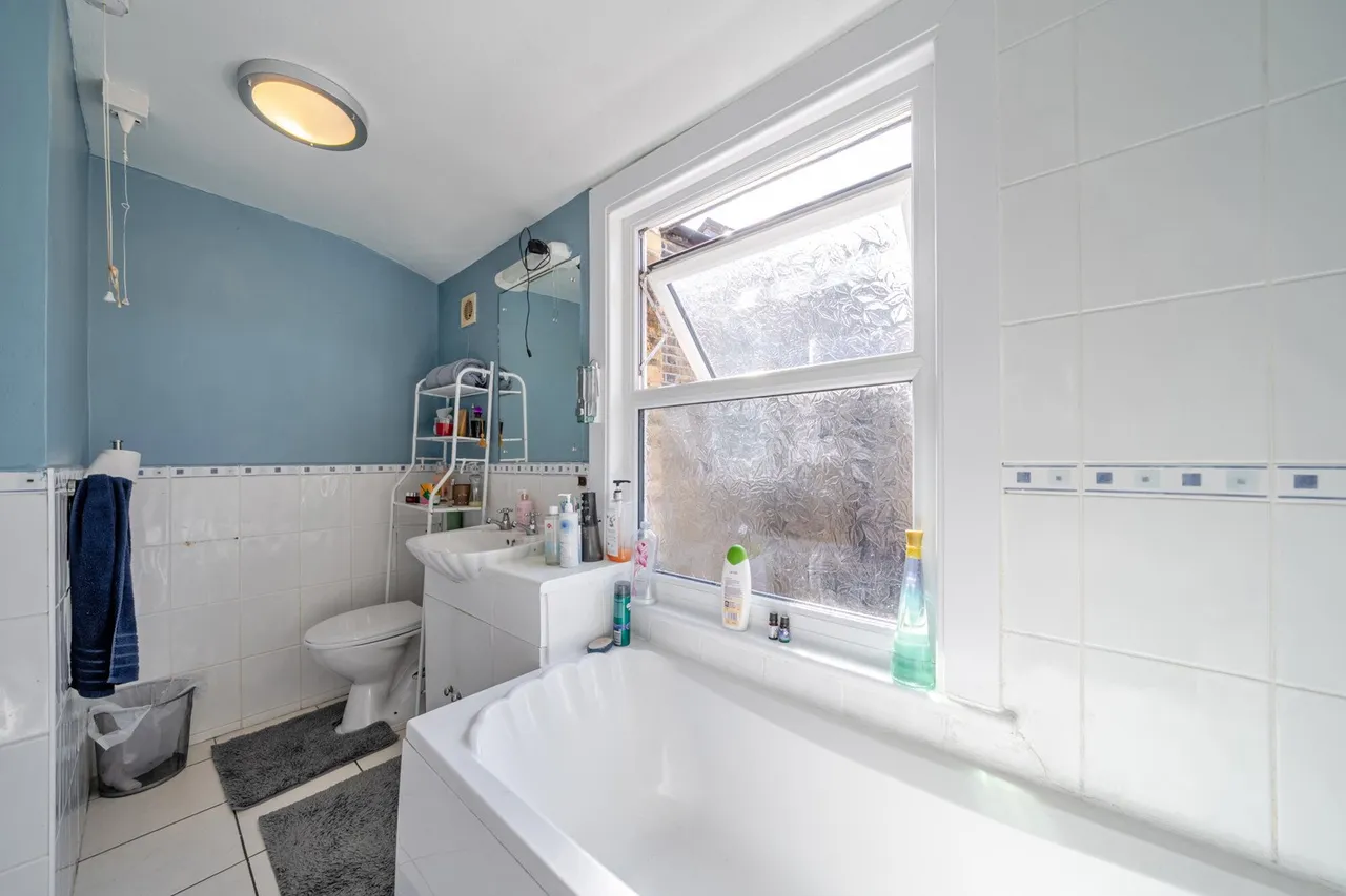Brookdale Road, SE6, photo 8