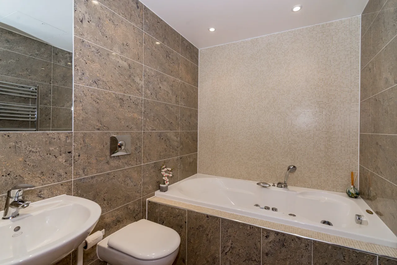 Lichfield Road, Sutton Coldfield, B74, photo 7