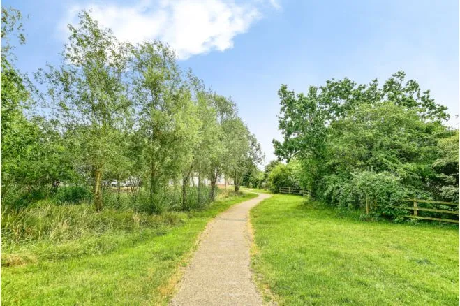 Mayflower Road, Swindon, SN3, photo 17