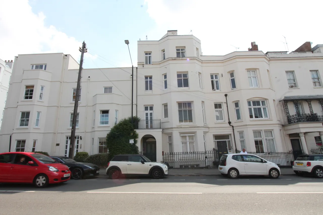 6 bed flat to rent, Dale Street, Leamington Spa, CV32