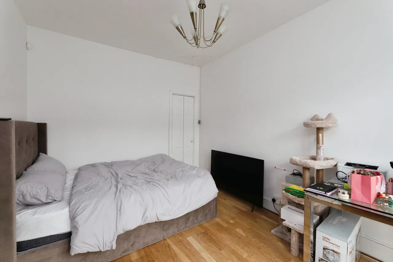 Ethelbert Gardens, Ilford, IG2, photo 11