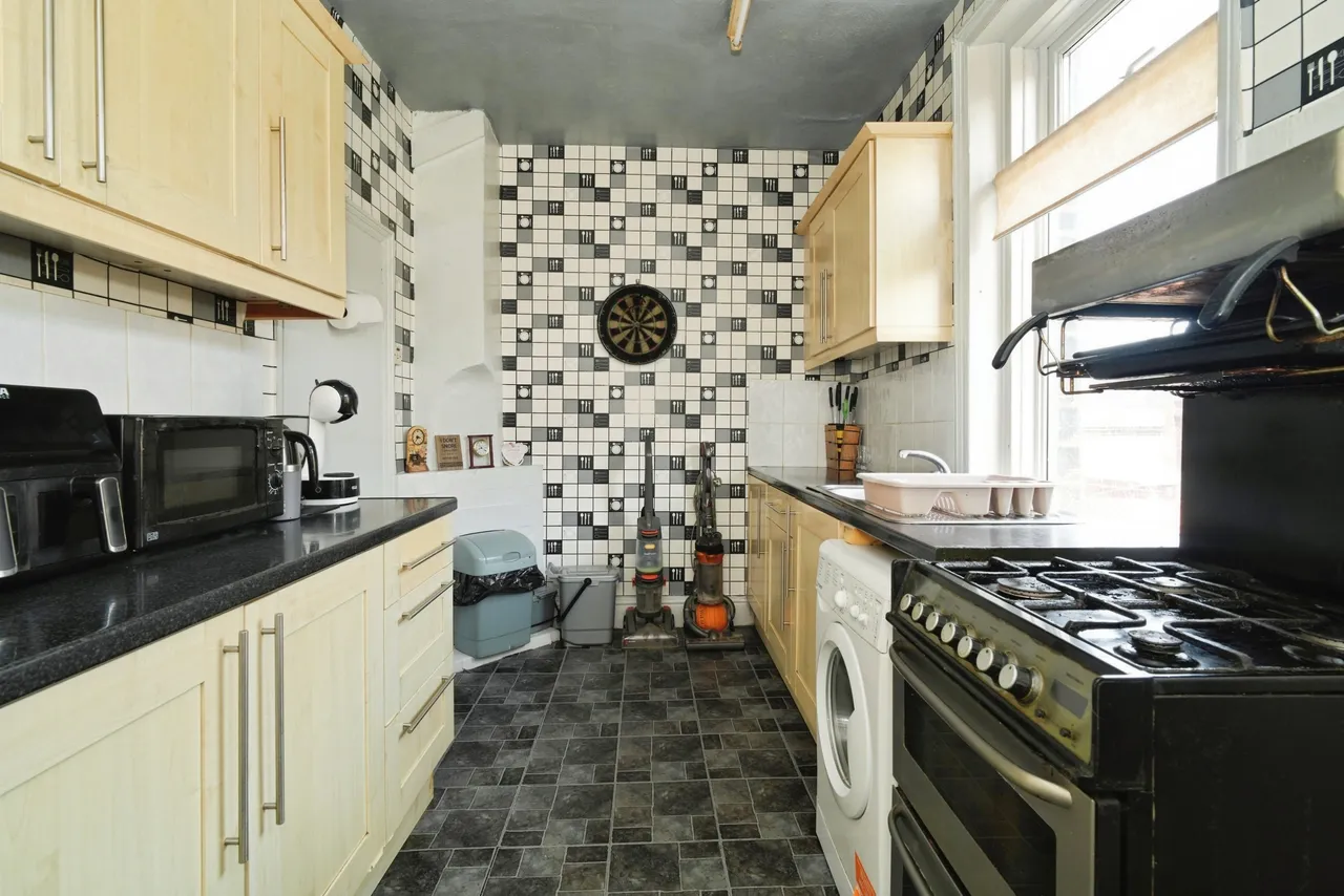 Marsh Street, Bradford, BD5, photo 8