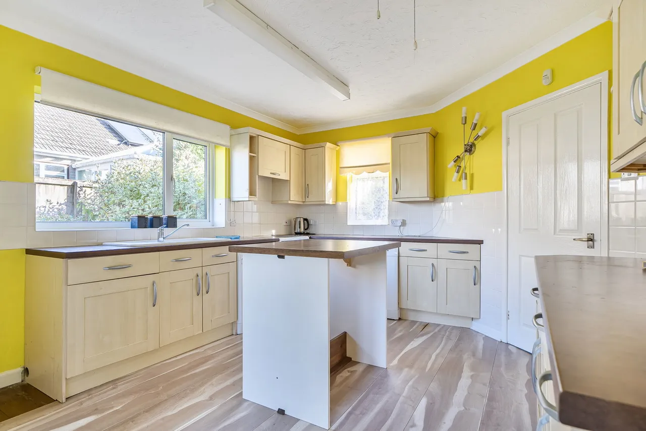Lansdowne Road, Callington, PL17, photo 7