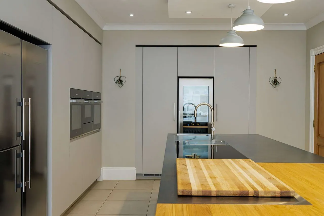 Cranley Dene, Guildford, Surrey, GU1 2LP, photo 10