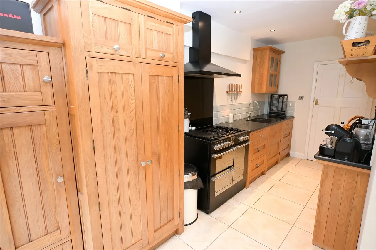Iris Close, Bournville Village Trust, Selly Oak, Birmingham, B29 5BS, photo 8