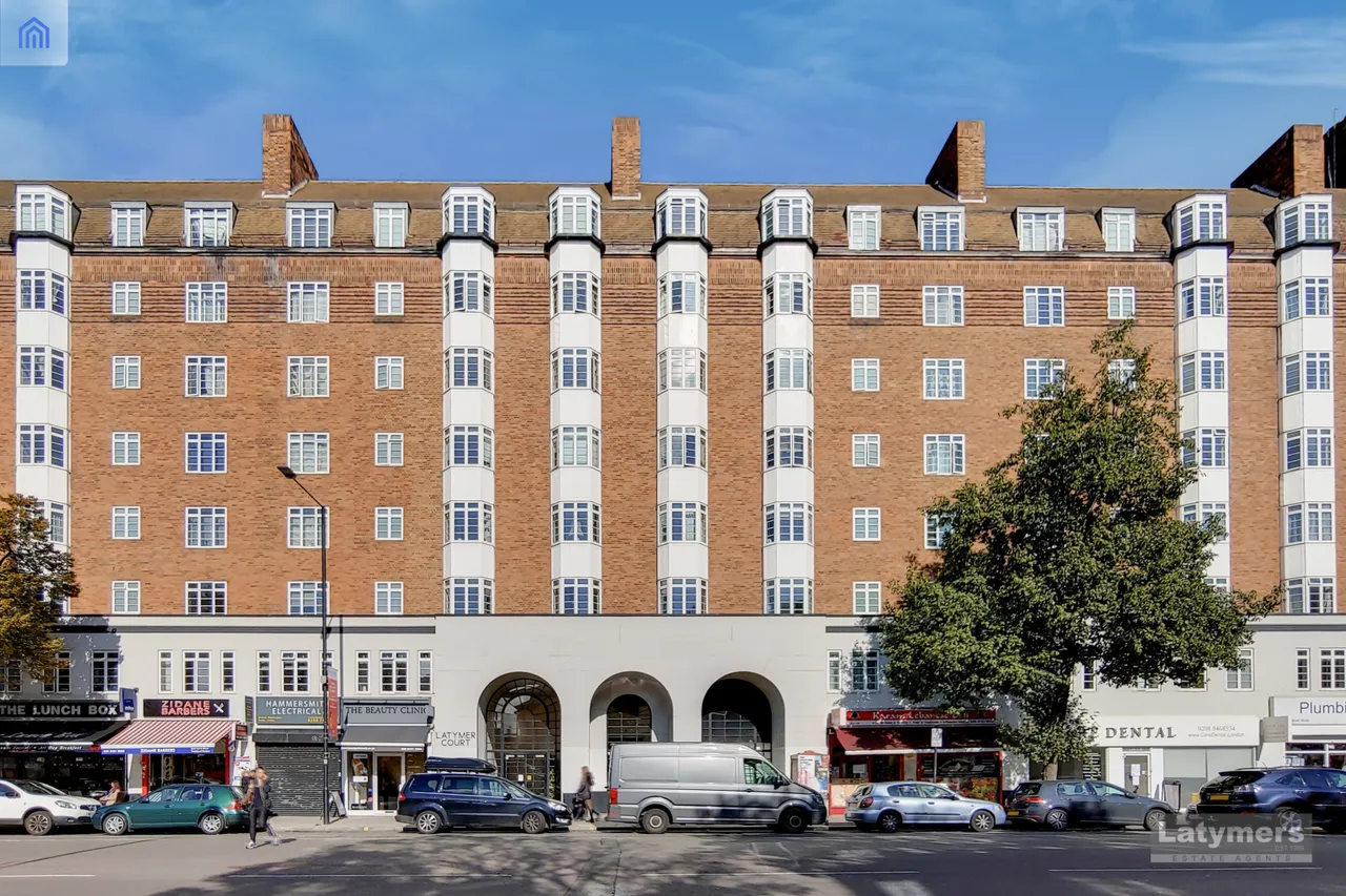Hammersmith Road, London, W6, photo 5