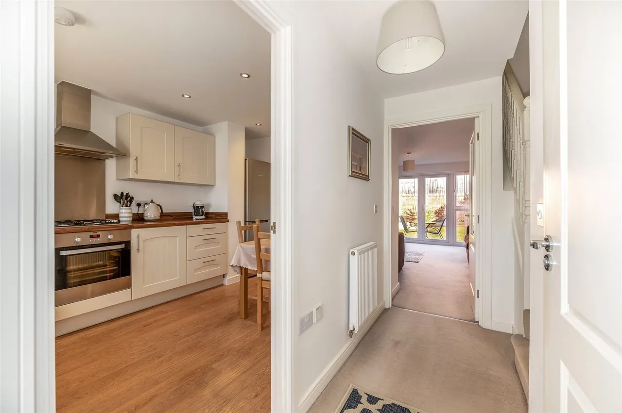 Bullfinch Close, Emsworth, PO10, photo 3