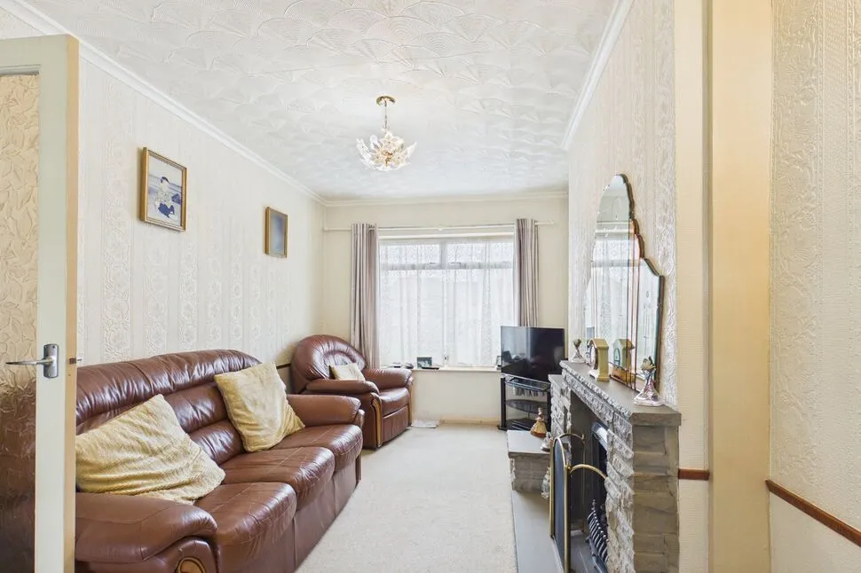 Glenthorpe Crescent, Leeds, West Yorkshire, LS9, photo 5