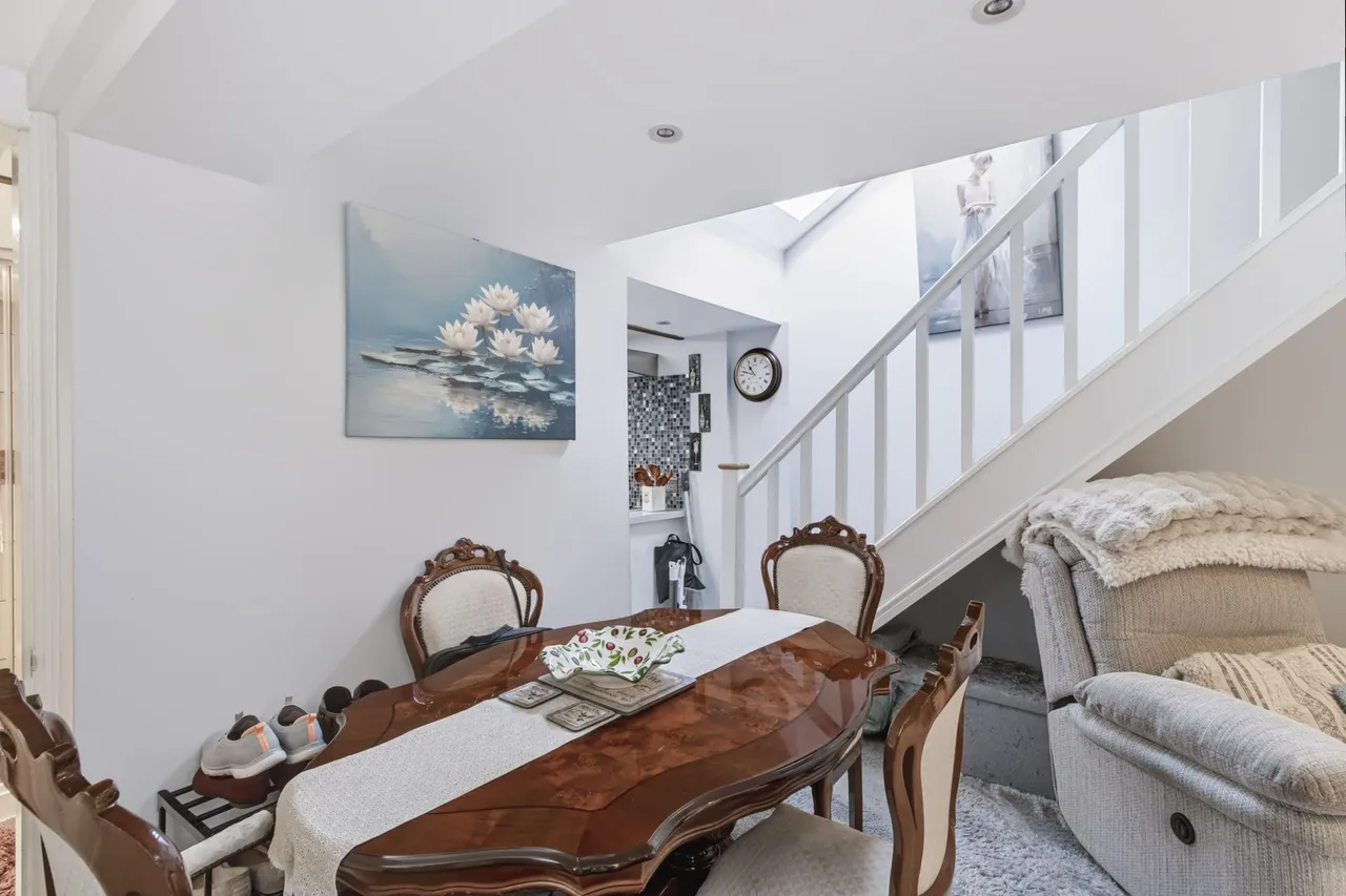 Keckwick Lane, Daresbury, WA4, photo 17