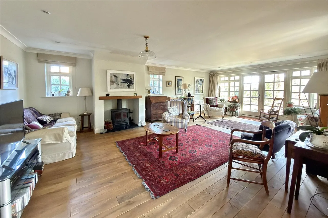 5 bed house for sale — Berghers Hill, Wooburn Green, Buckinghamshire, HP10