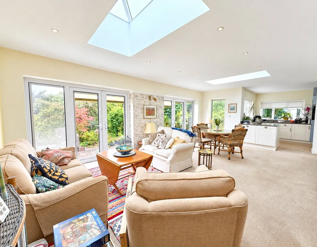 Lynton Close, Heswall, CH60, photo 3
