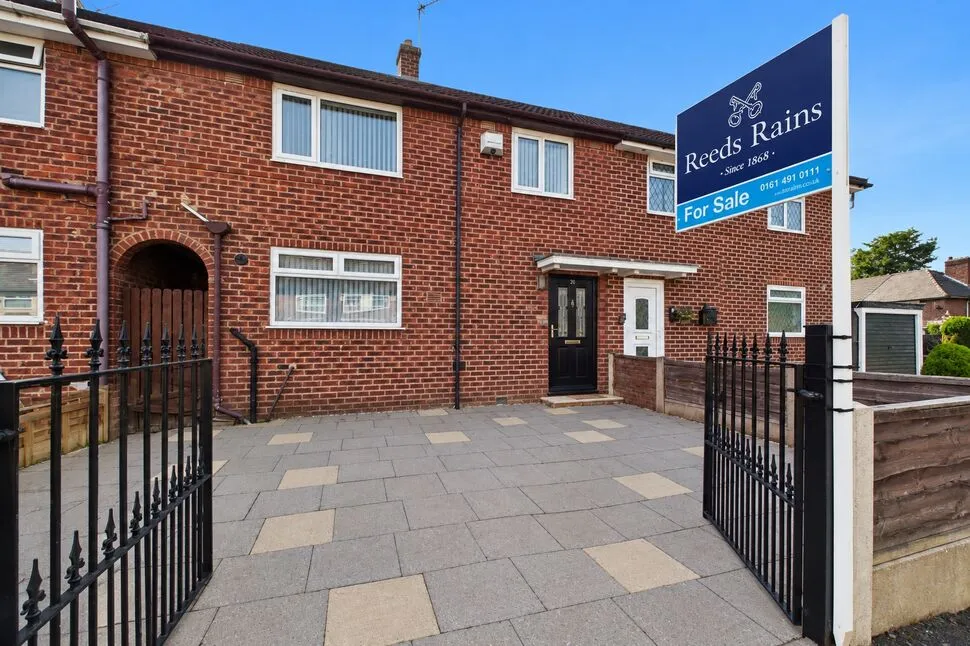 3 bed house for sale, Solway Road, Manchester, M22