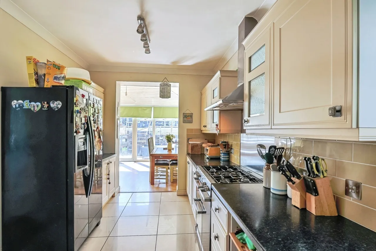 Blandford Road, Poole, BH15, photo 21