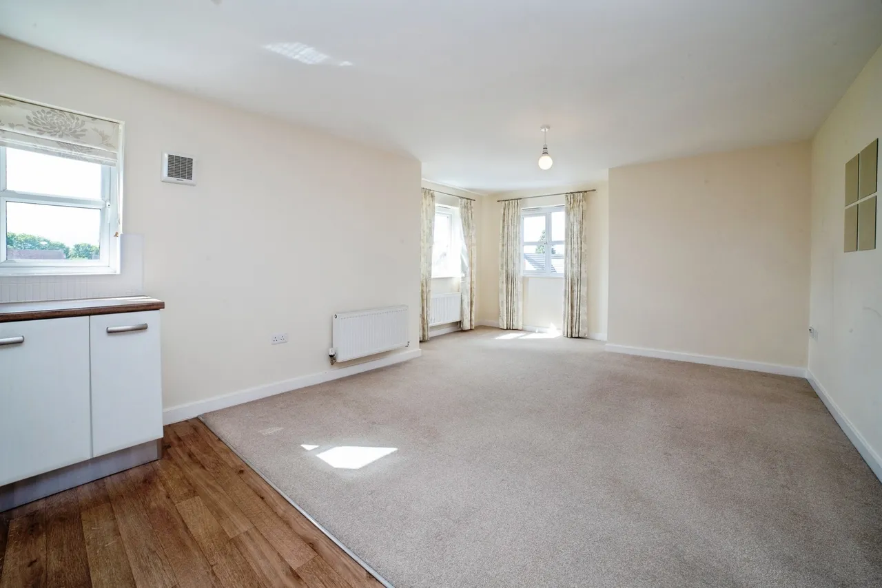 Bennet Drive, Kirkby-in-Ashfield, NG17, photo 6