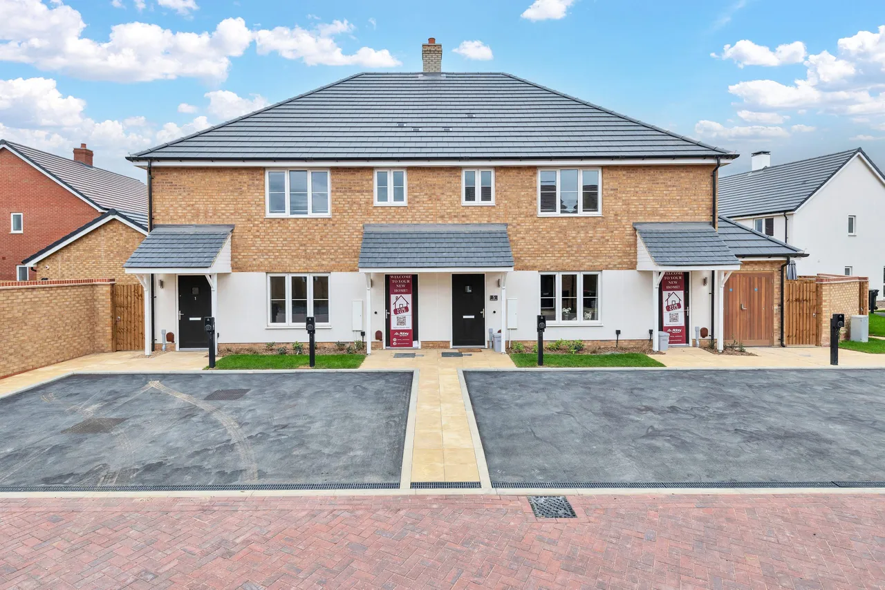 PLOT 62 The Maple, Royal Gardens, Wixams, Bedford, MK45 3RN, photo 2