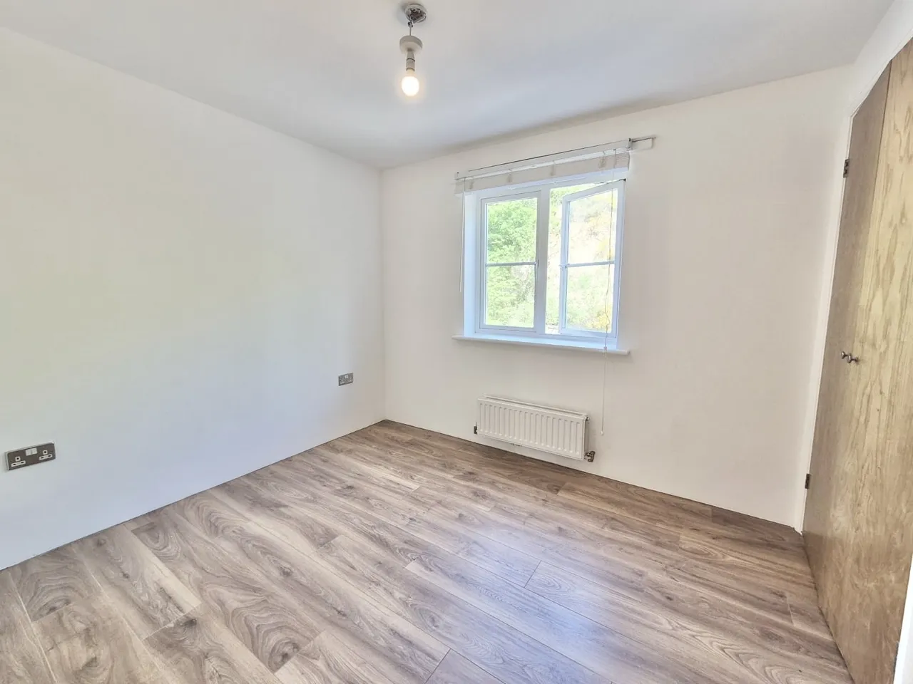 San Luis Drive, Chafford Hundred, RM16, photo 10