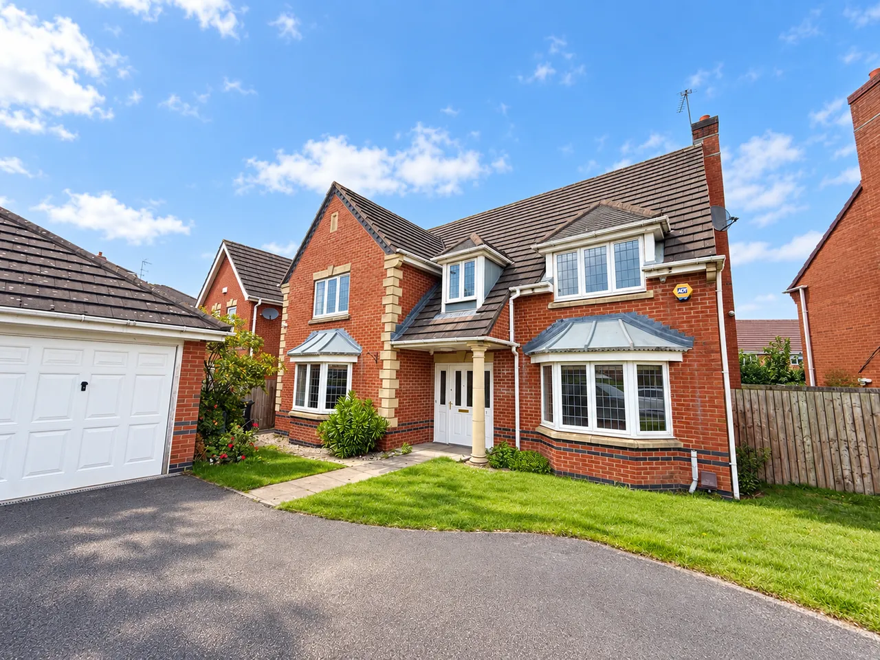 5 bed house to rent, Georgia Place, Great Sankey, WA5