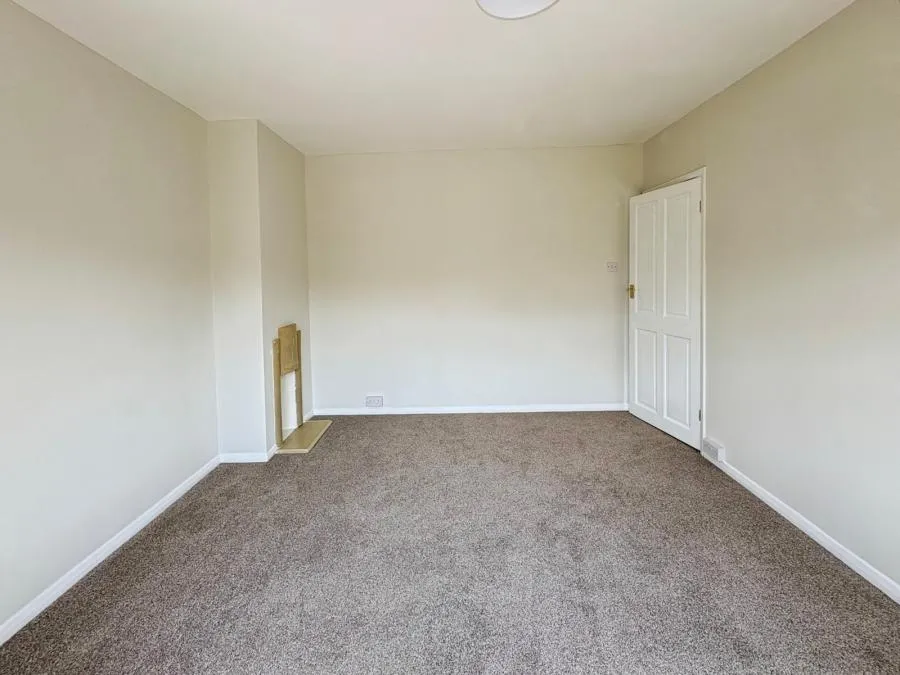 Avenue Road, Sileby, LE12, photo 17
